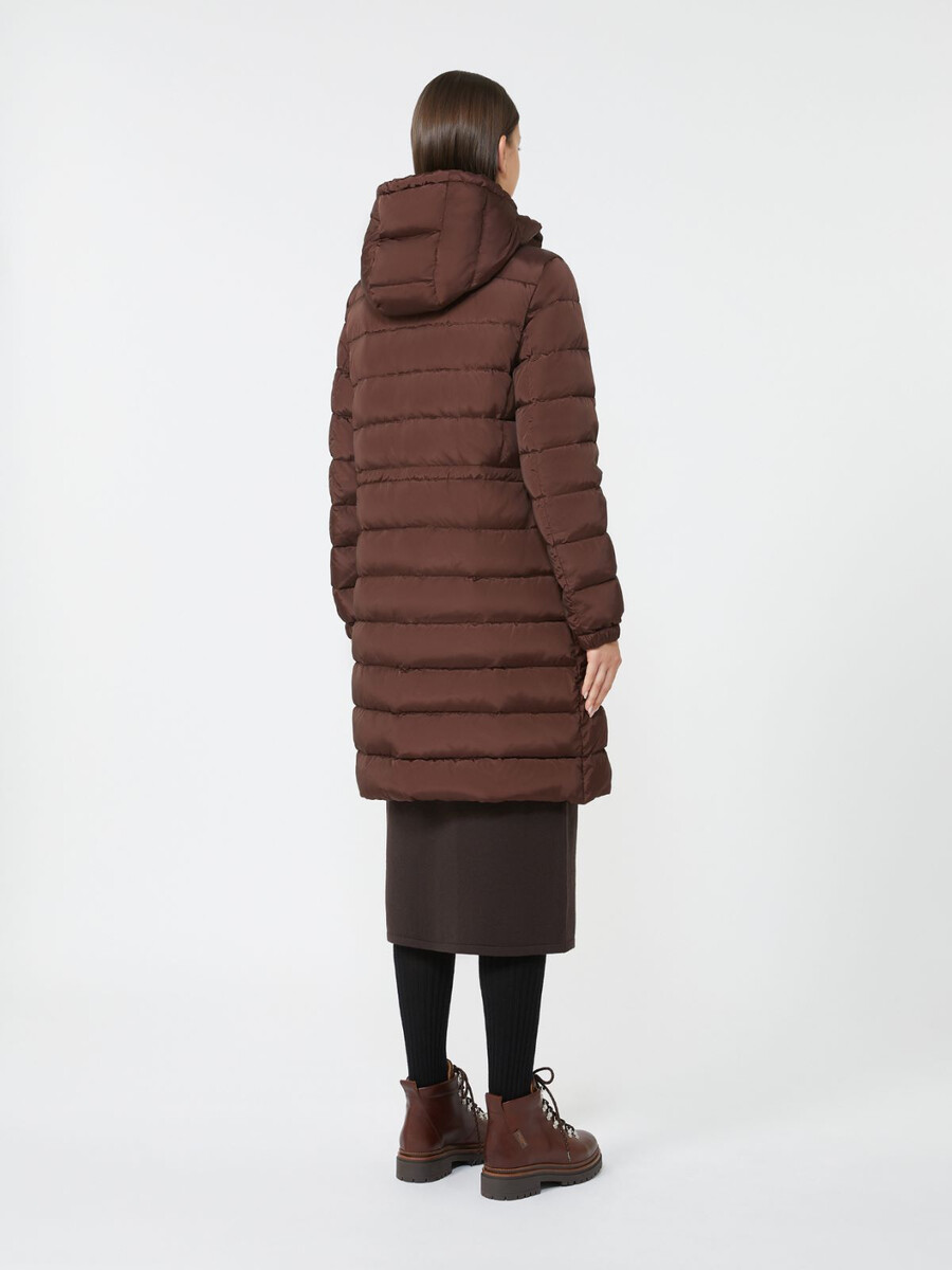 slim-fit down jacket in water-repellent taffeta - wine-coloured