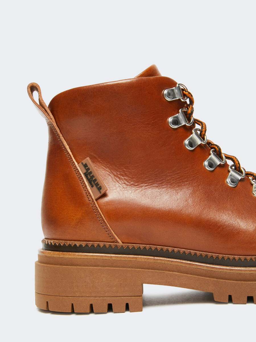 leather hiking boots - honey
