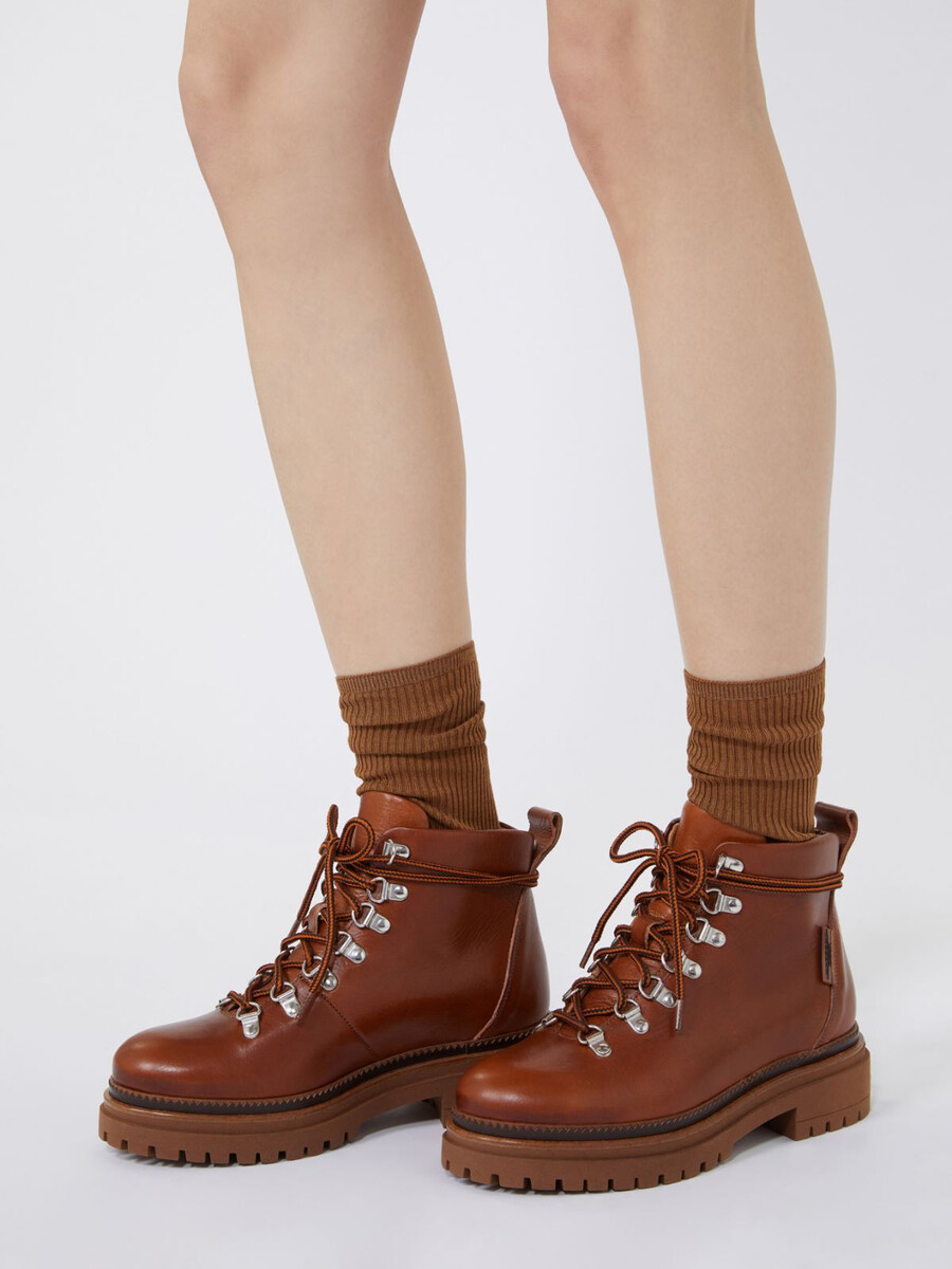 leather hiking boots - honey